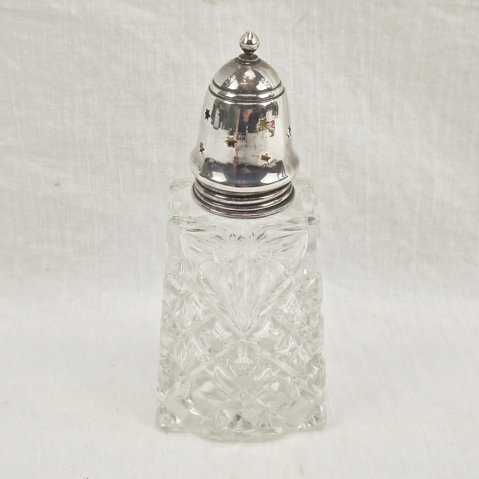 London 1905 Sterling Silver And Cut Glass Sugar Shaker 1