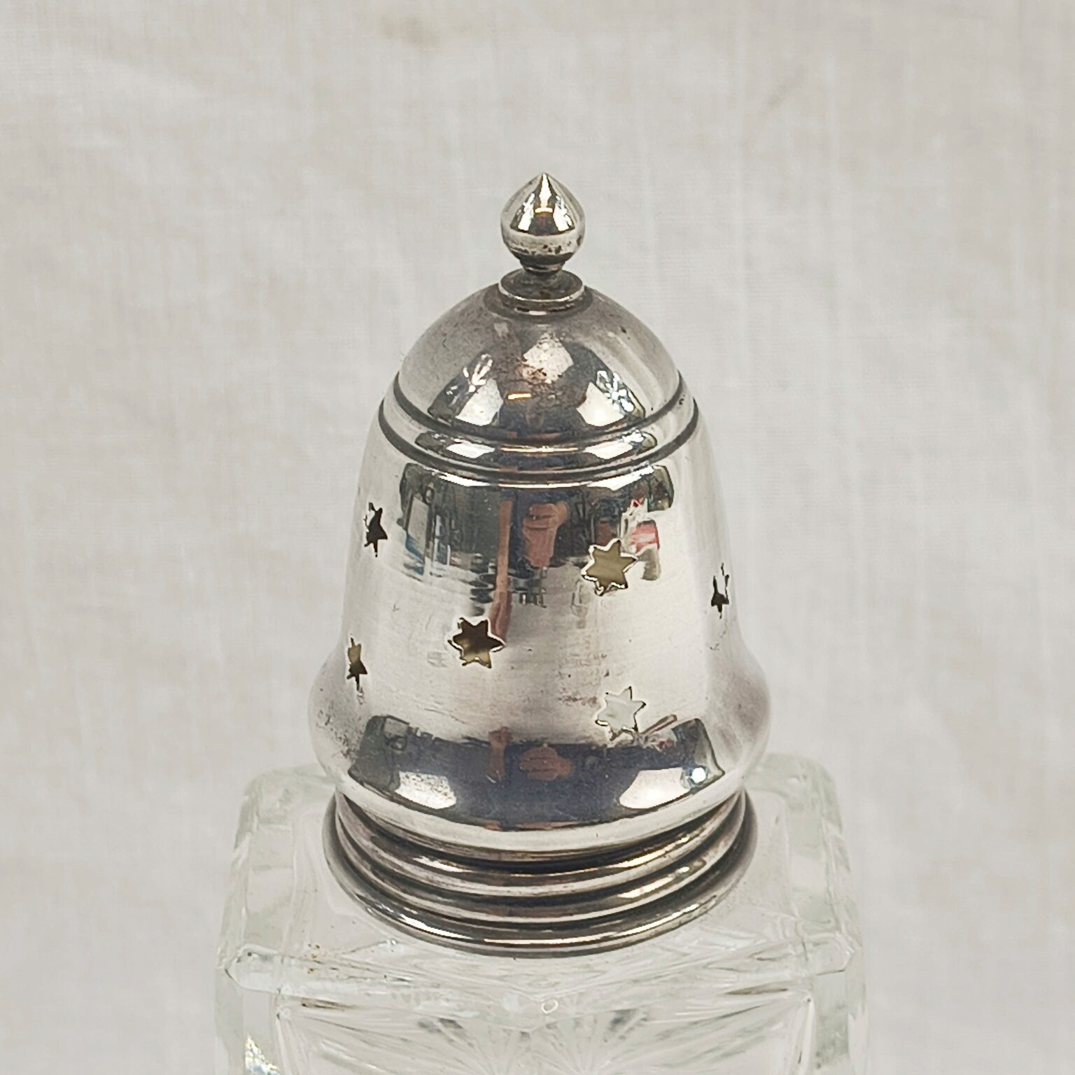 London 1905 Sterling Silver And Cut Glass Sugar Shaker 2