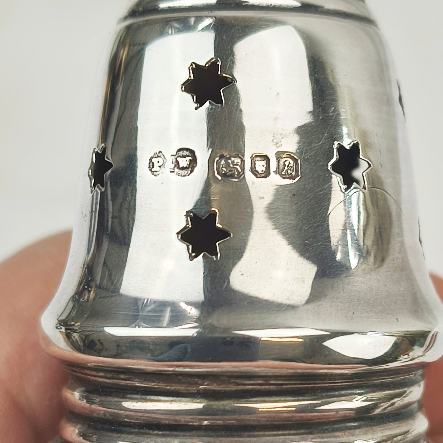 London 1905 Sterling Silver And Cut Glass Sugar Shaker 8