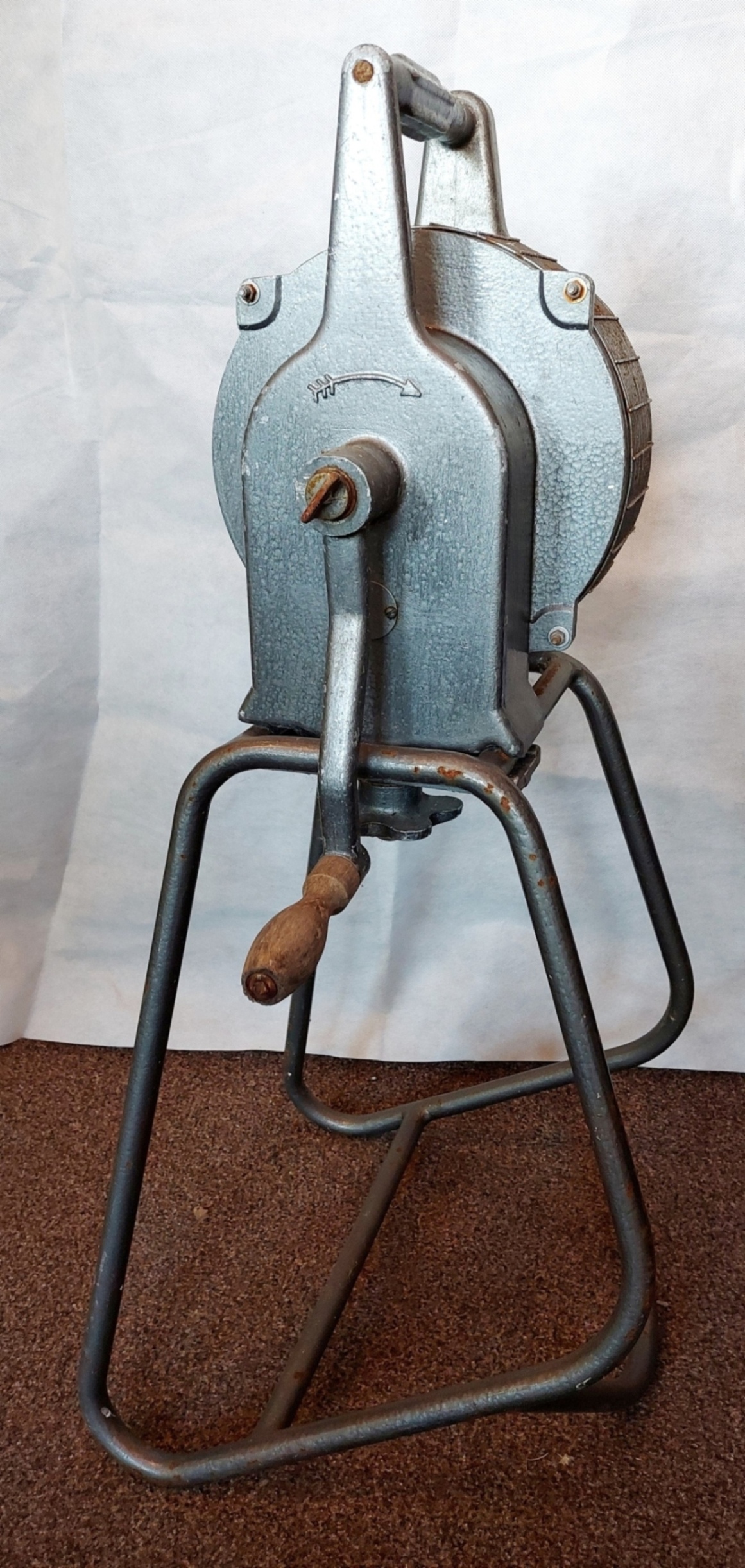 WW2 British Hand Cranked Air Raid Siren 2
