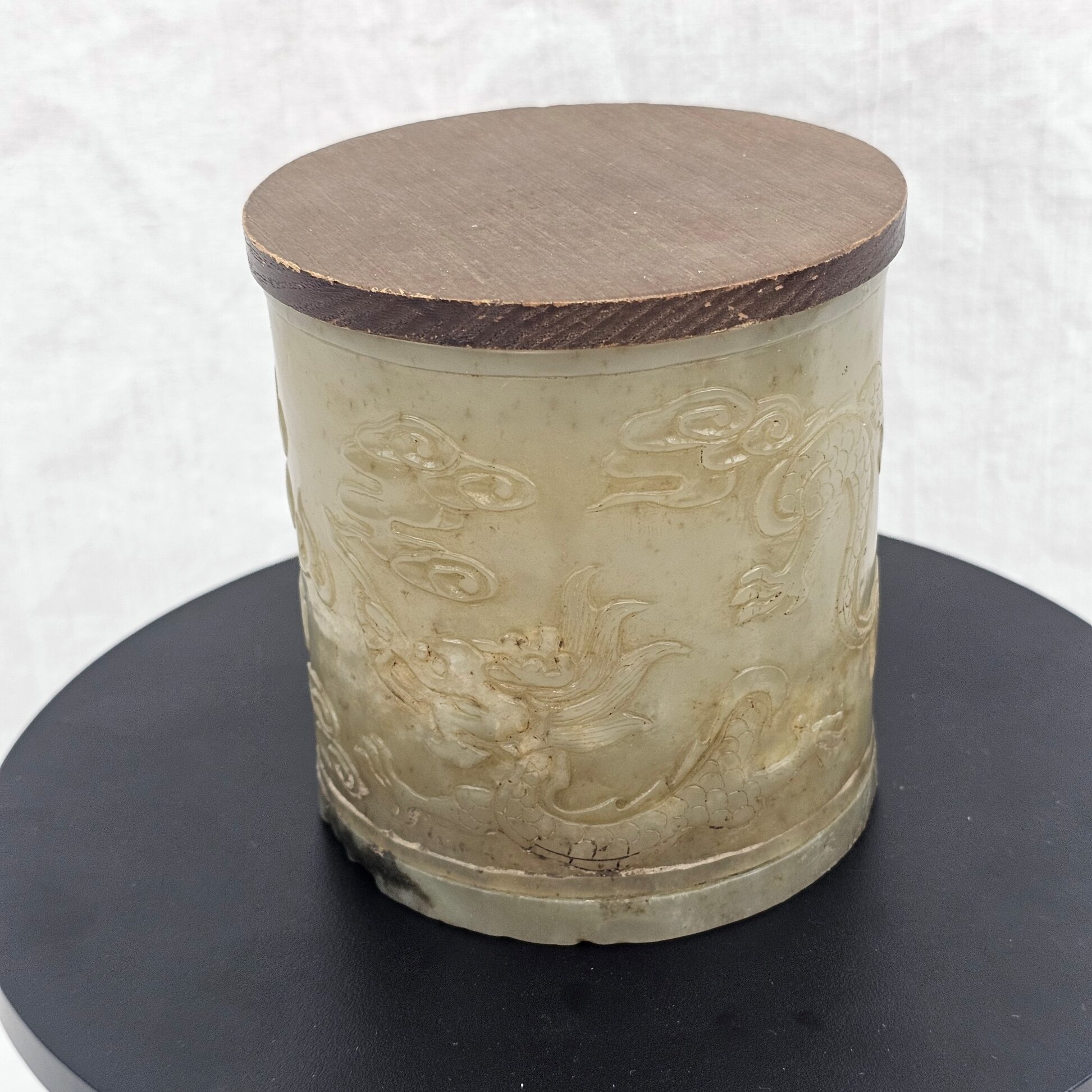 Chinese Ming Dragon Decorated Celadon Nephrite Jade Brush Pot (1)