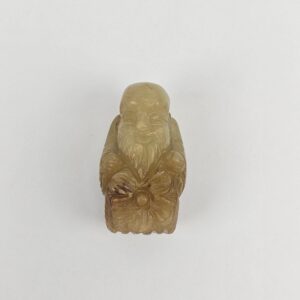 Chinese Qing Dynasty Warm Yellow Nephrite Jade Pendant Figure of Shoulao with Peach of Immortality, 19th Century