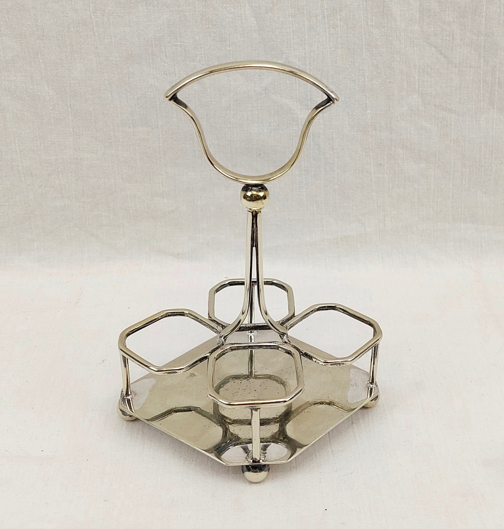 JA_2648243560 – Cut-Glass Cruet Set on Silver-Plated Stand (11)