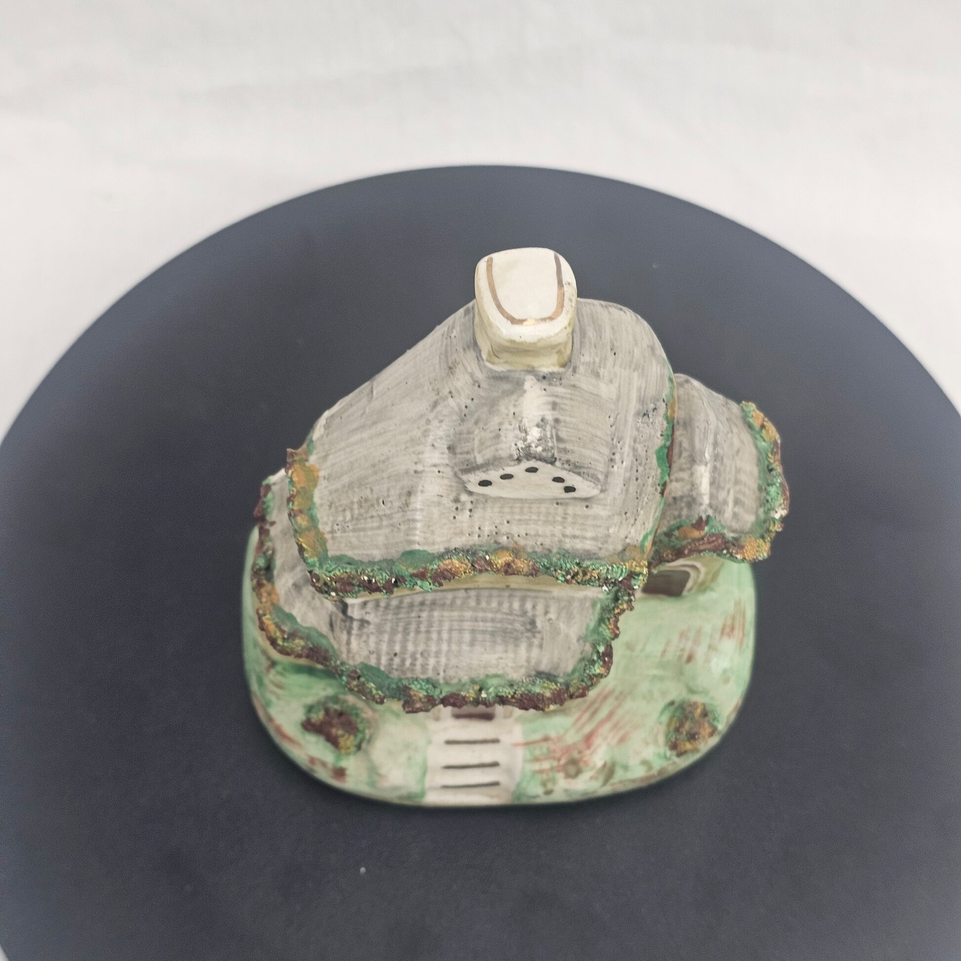 Victorian Era Porcelain Cottage (2)