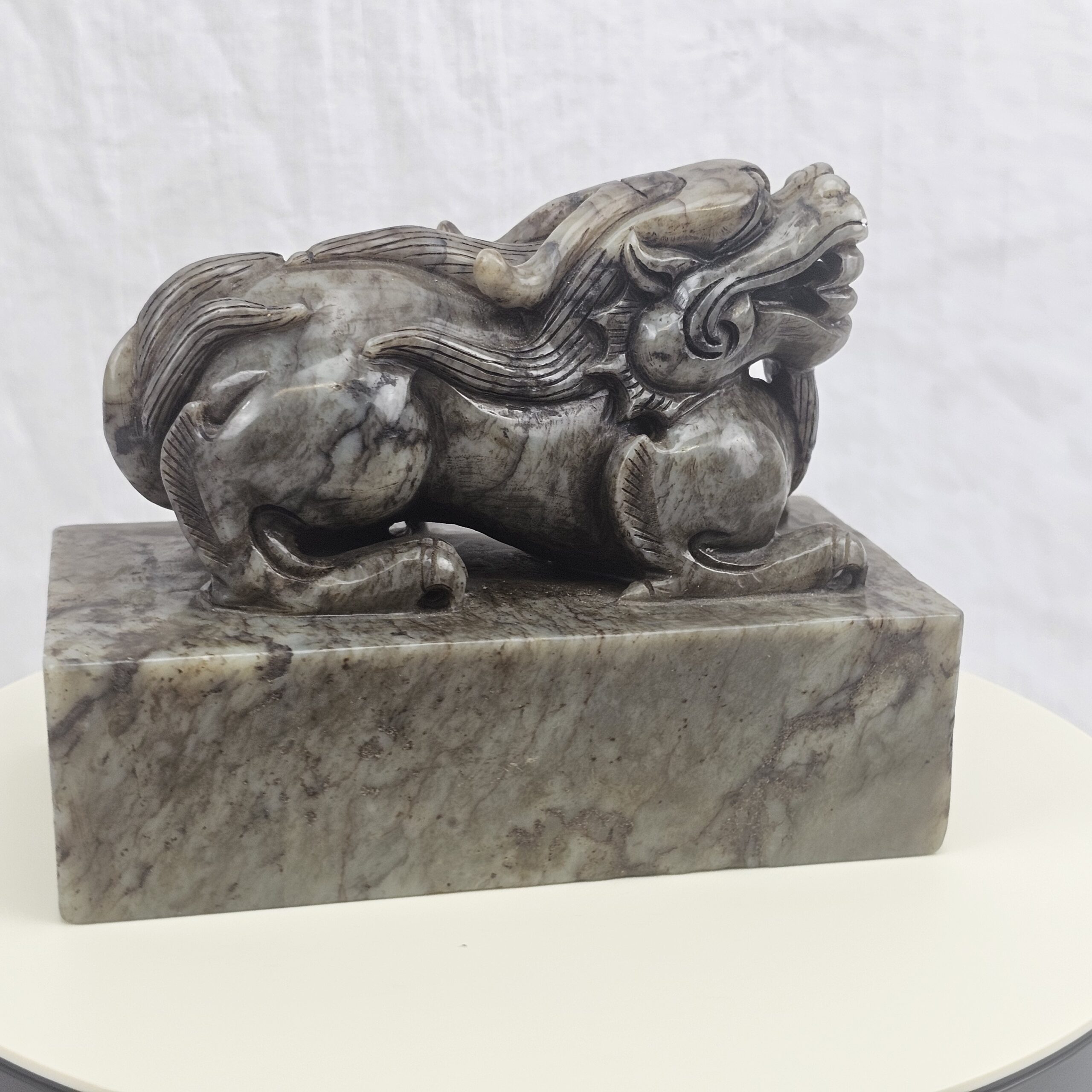Carved Nephrite Jade Seal Surmounted by Buddhist Lion with Cub and Brocade Ball, Chinese, Republic Period - Image 5