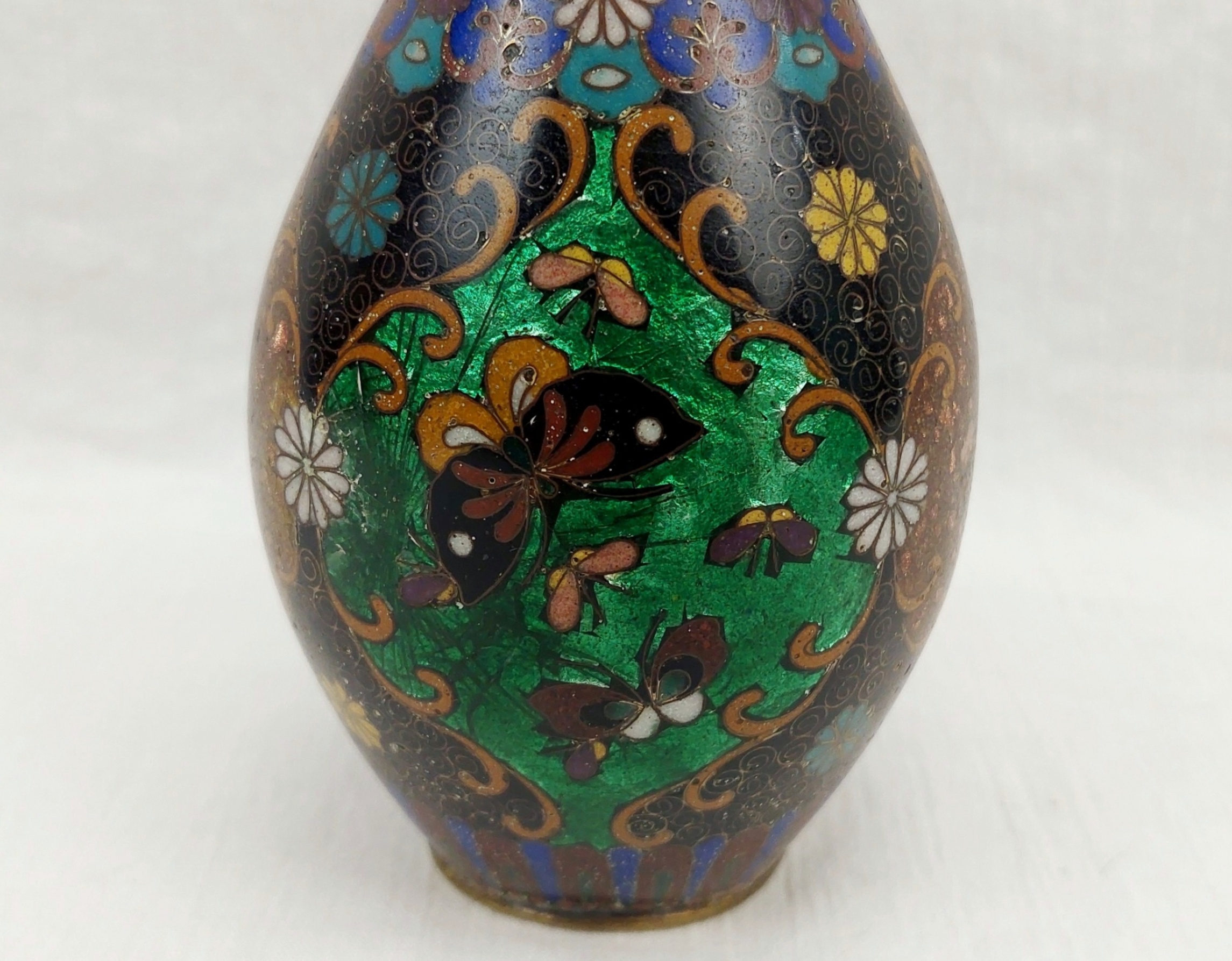 Antique Meiji Period Japanese Gibari Silver Foil Miniature Vase 2
