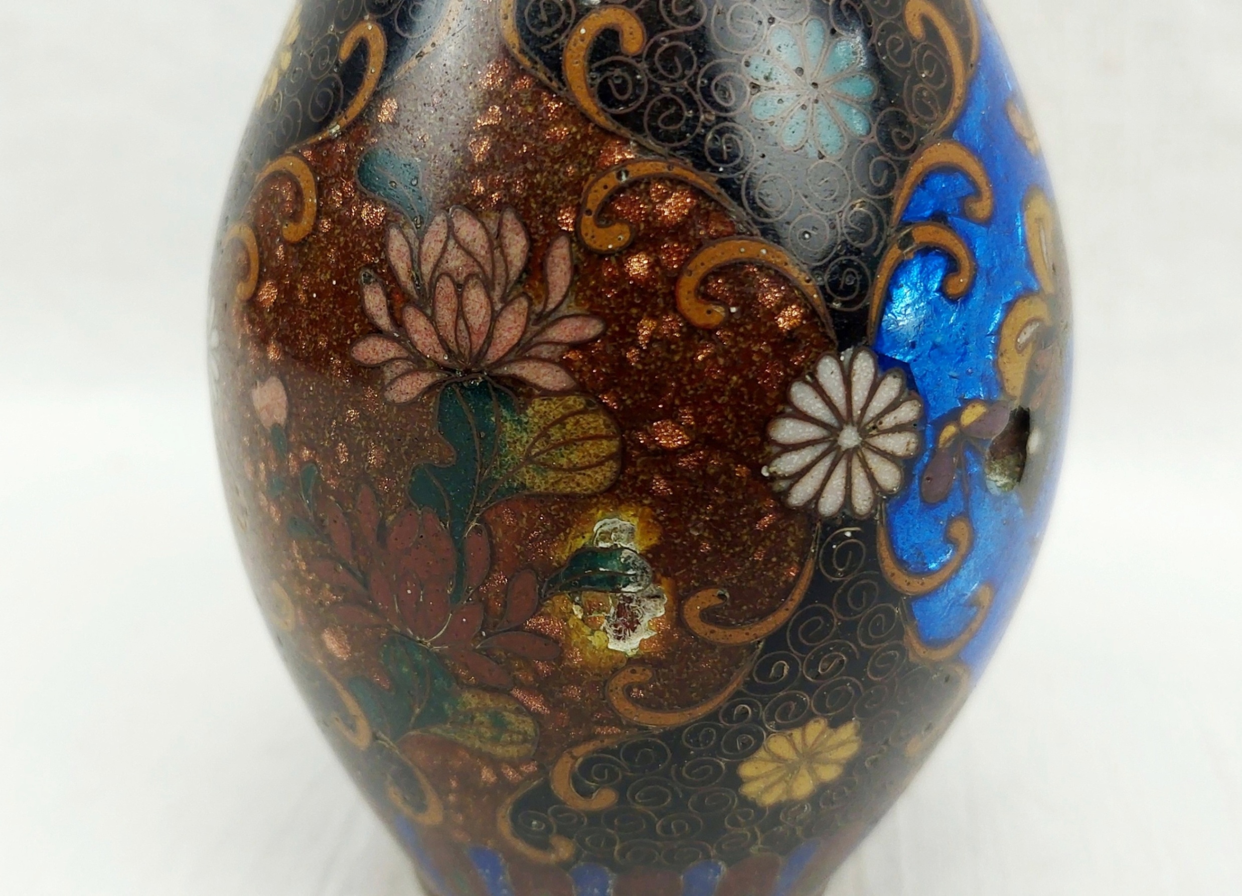 Antique Meiji Period Japanese Gibari Silver Foil Miniature Vase 5