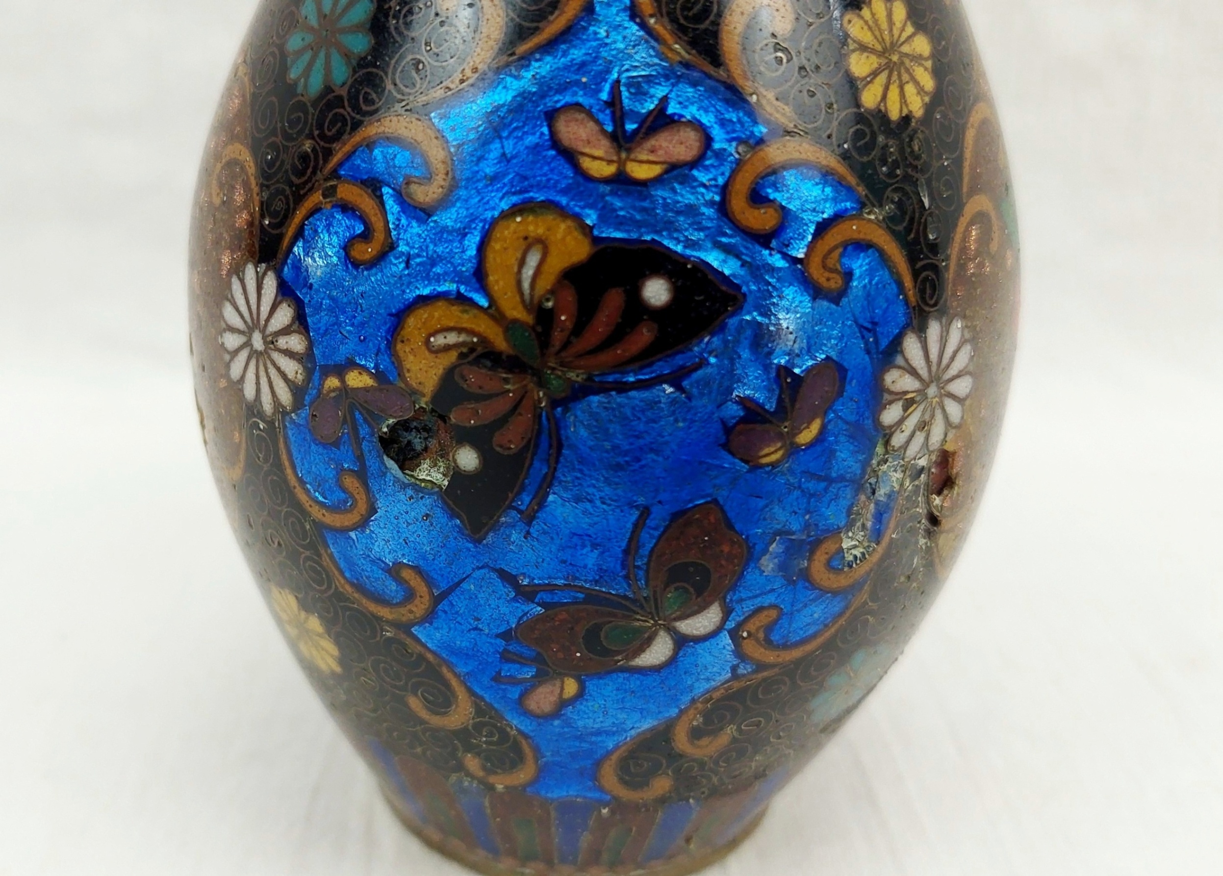 Antique Meiji Period Japanese Gibari Silver Foil Miniature Vase 7