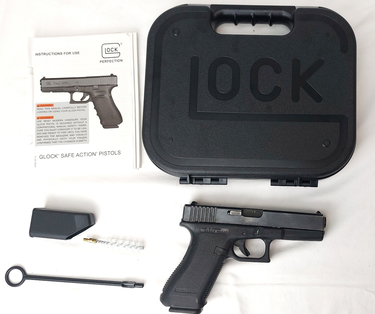 Austrian, c.1989, Glock 17 Gen 2 9mm Semi-Automatic Pistol, Matching Numbers, Early Glock 455 Magazine, EU/UK Deactivated, with Case & Accessories