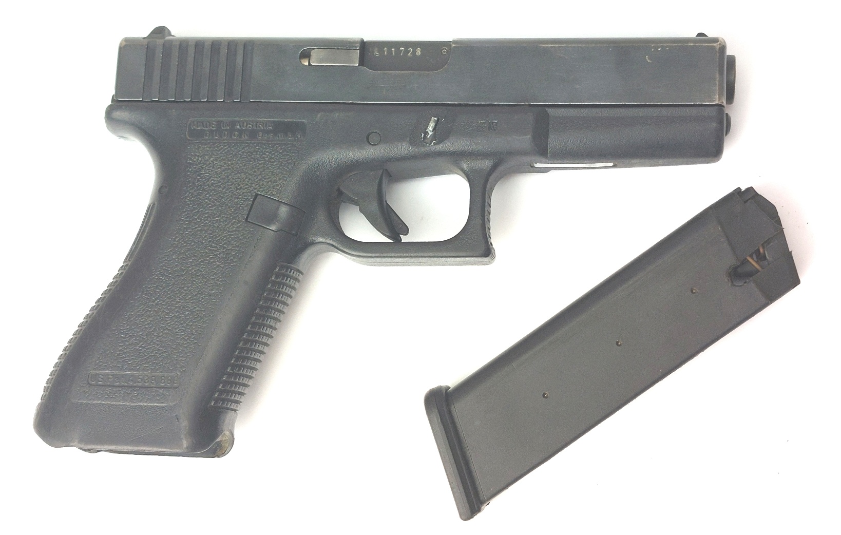 Austrian, c.1989, Glock 17 Gen 2 9mm Semi-Automatic Pistol, Matching Numbers, Early Glock 455 Magazine, EU/UK Deactivated, with Case & Accessories - Image 17