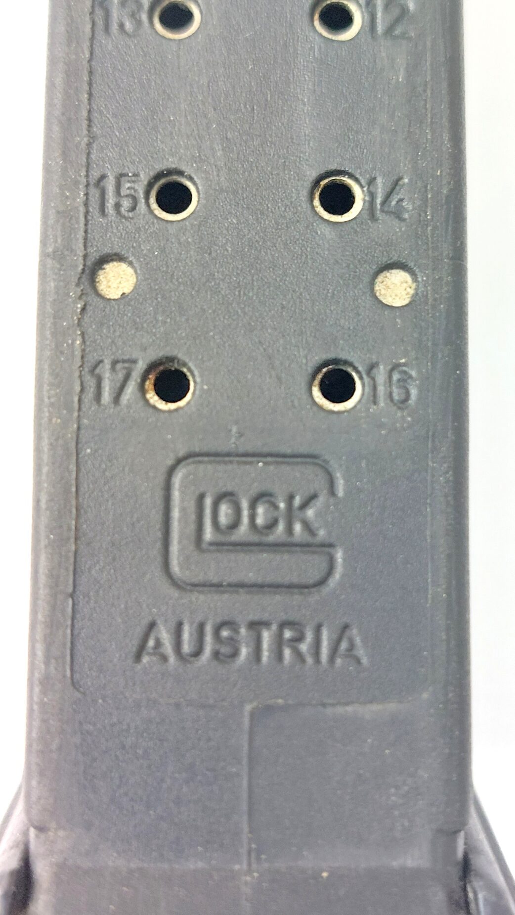 Austrian, c.1989, Glock 17 Gen 2 9mm Semi-Automatic Pistol, Matching Numbers, Early Glock 455 Magazine, EU/UK Deactivated, with Case & Accessories - Image 24