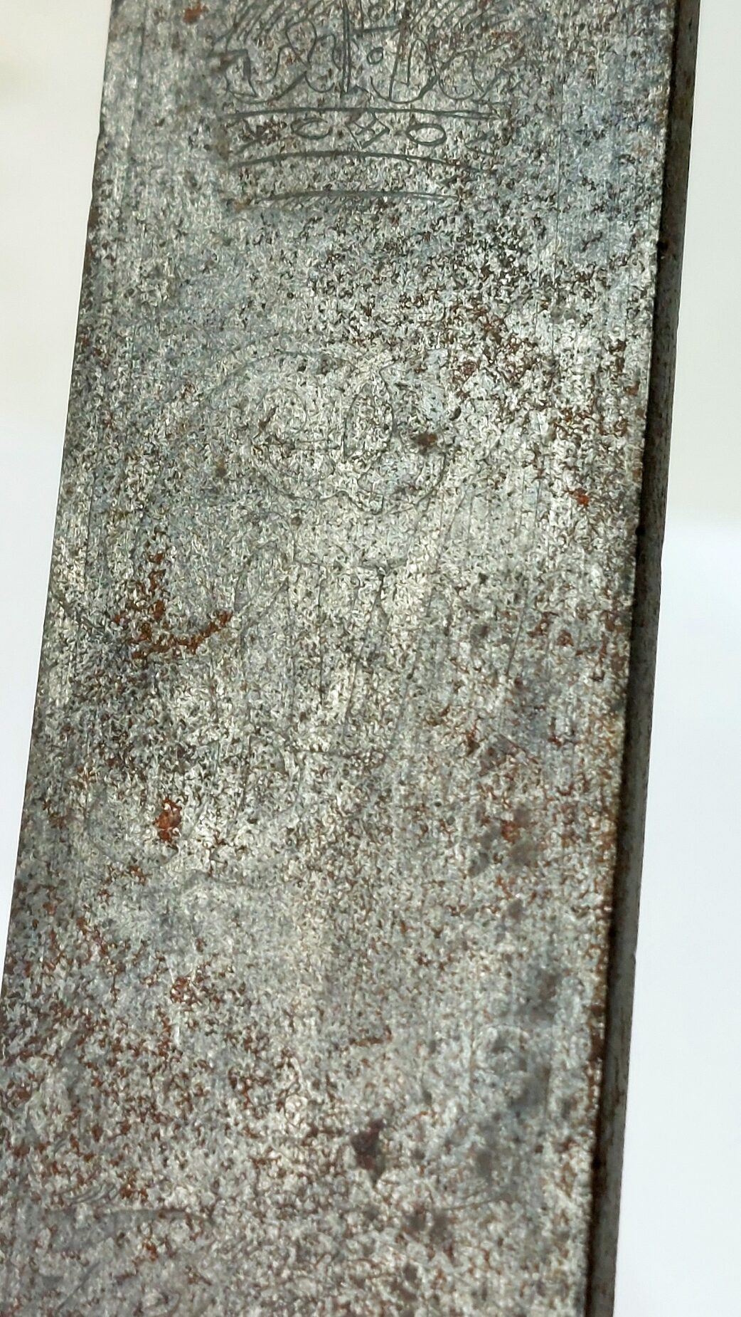 British, Early 20th Century, Royal Navy Officer’s Short Sword Dirk by Gieves, Portsmouth & London (13)
