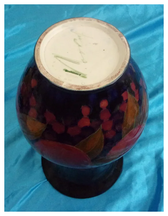 Circa 1950 Moorcroft Pomegranate Vase - Image 6
