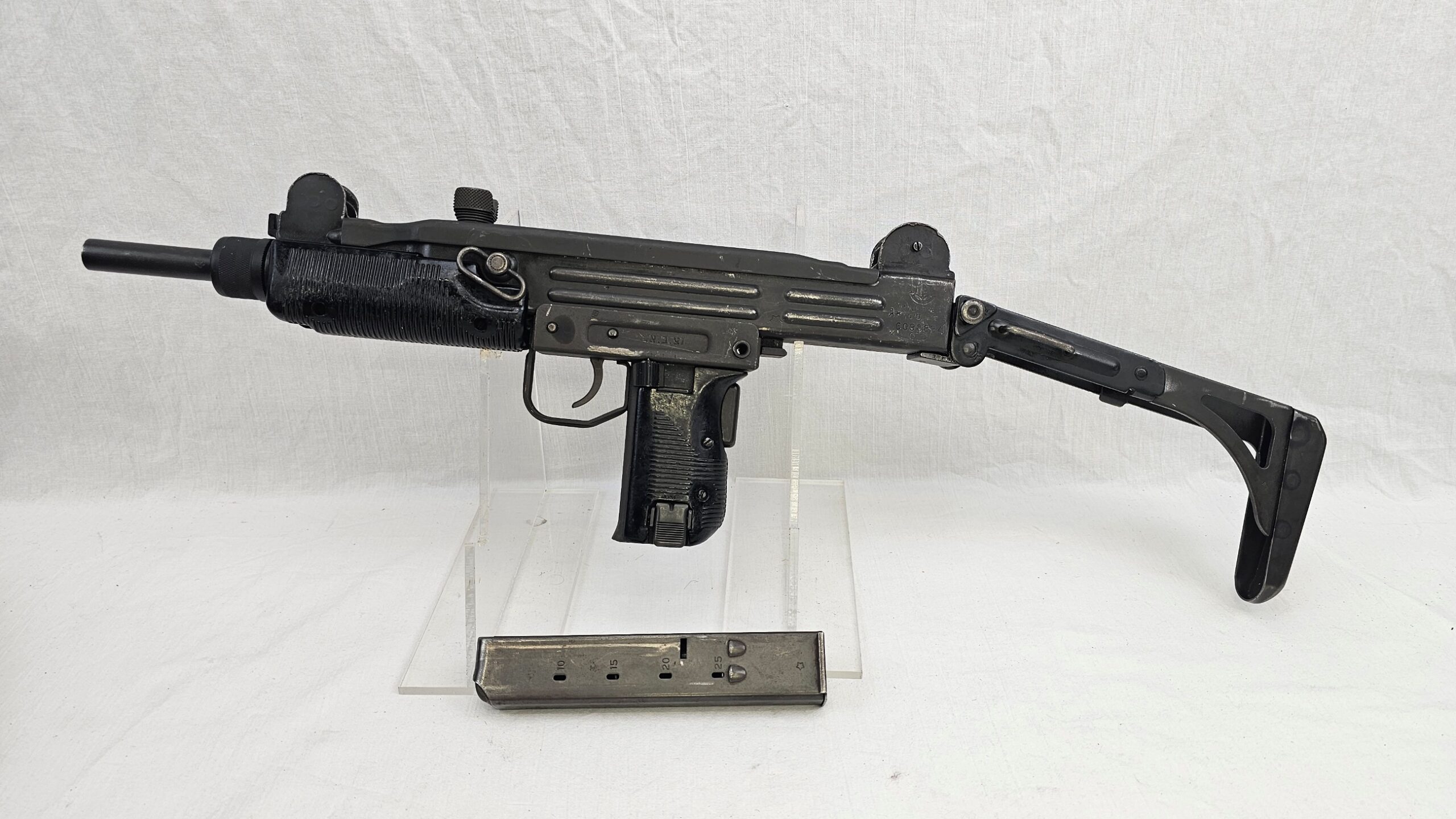 UK New Specification Deactivated Israel IMI UZI 9mm SMG 14