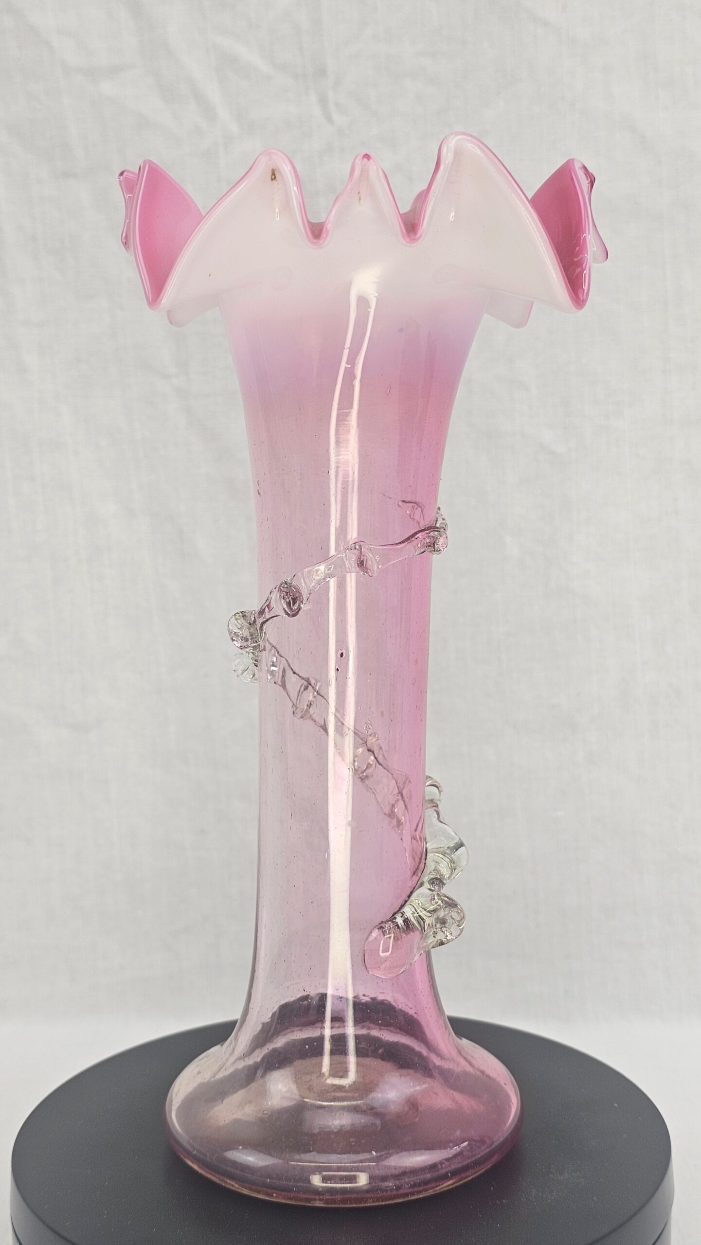 c1910 Fenton Crinkle Rim Art Glass Vase 1