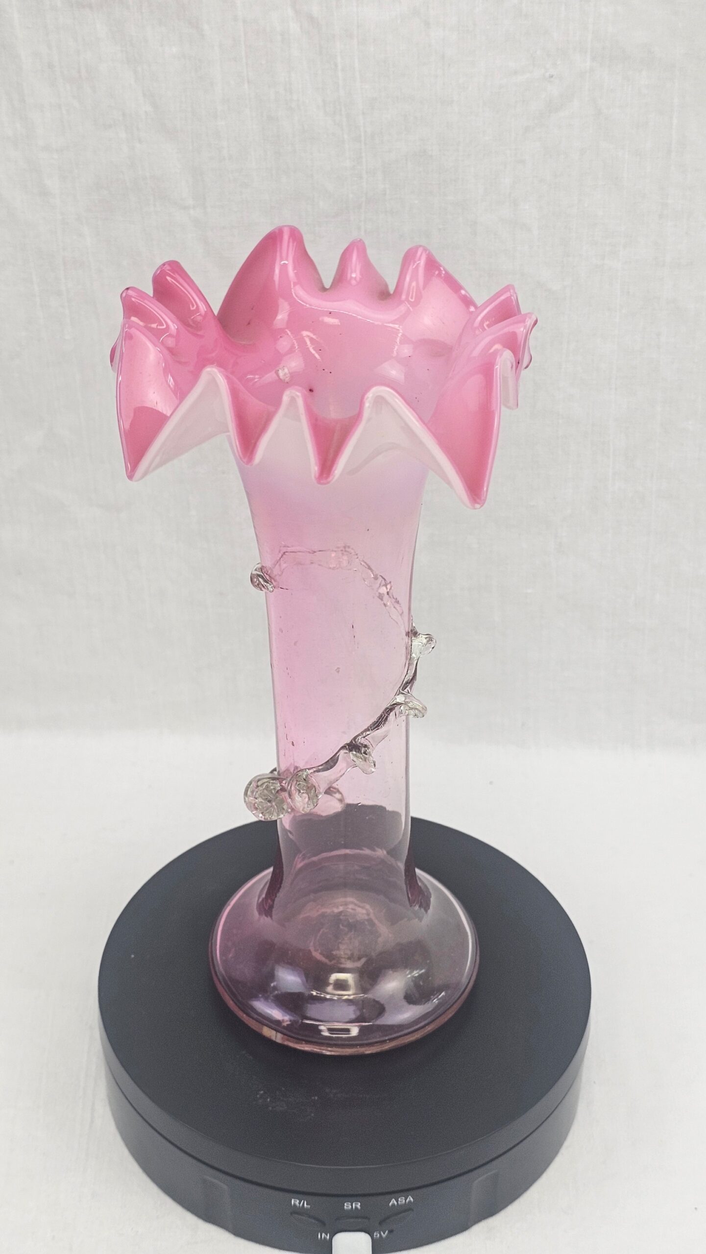 c1910 Fenton Crinkle Rim Art Glass Vase 6