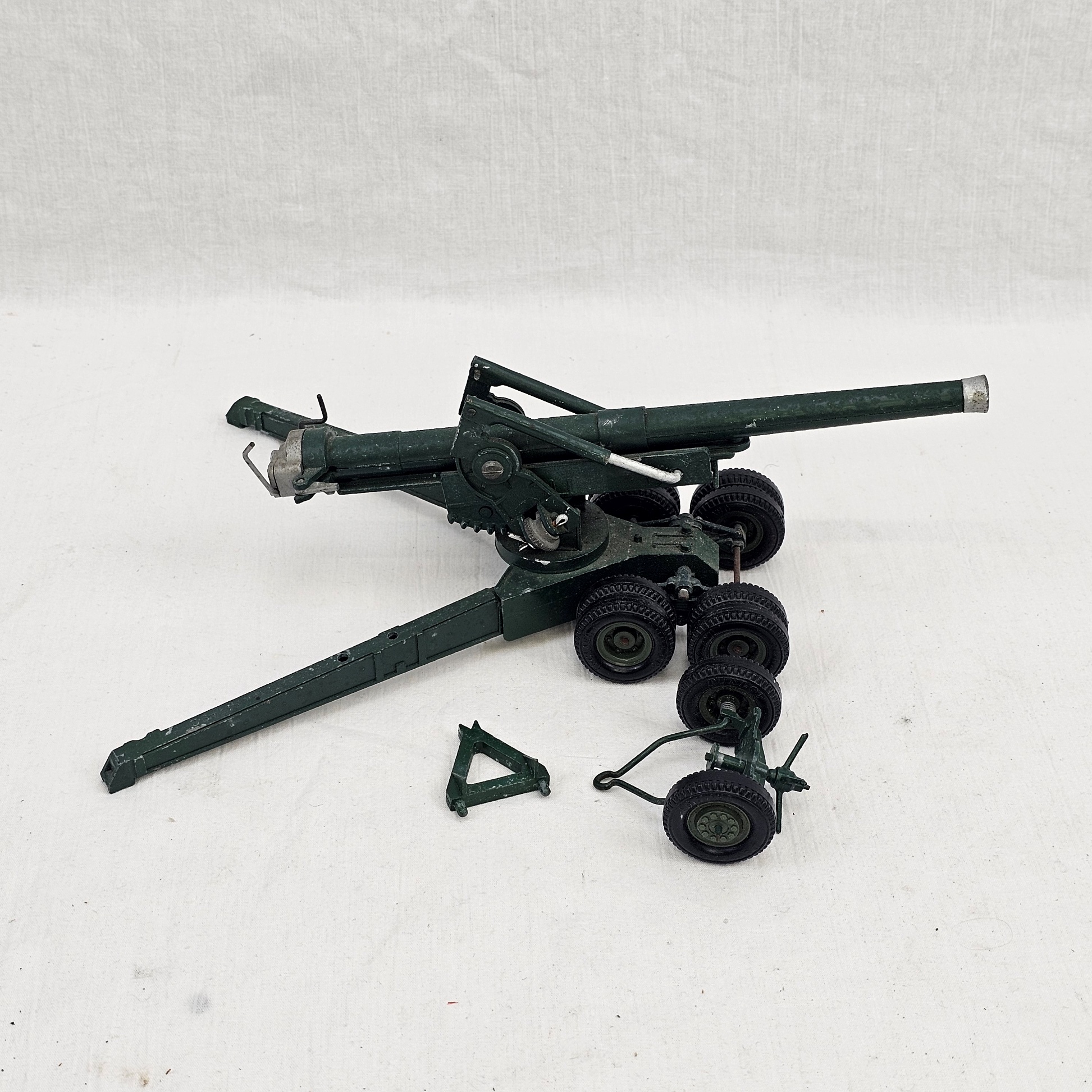 c1940 Britains 2064 Long Tom 155mm 132nd Scale Cannon 1