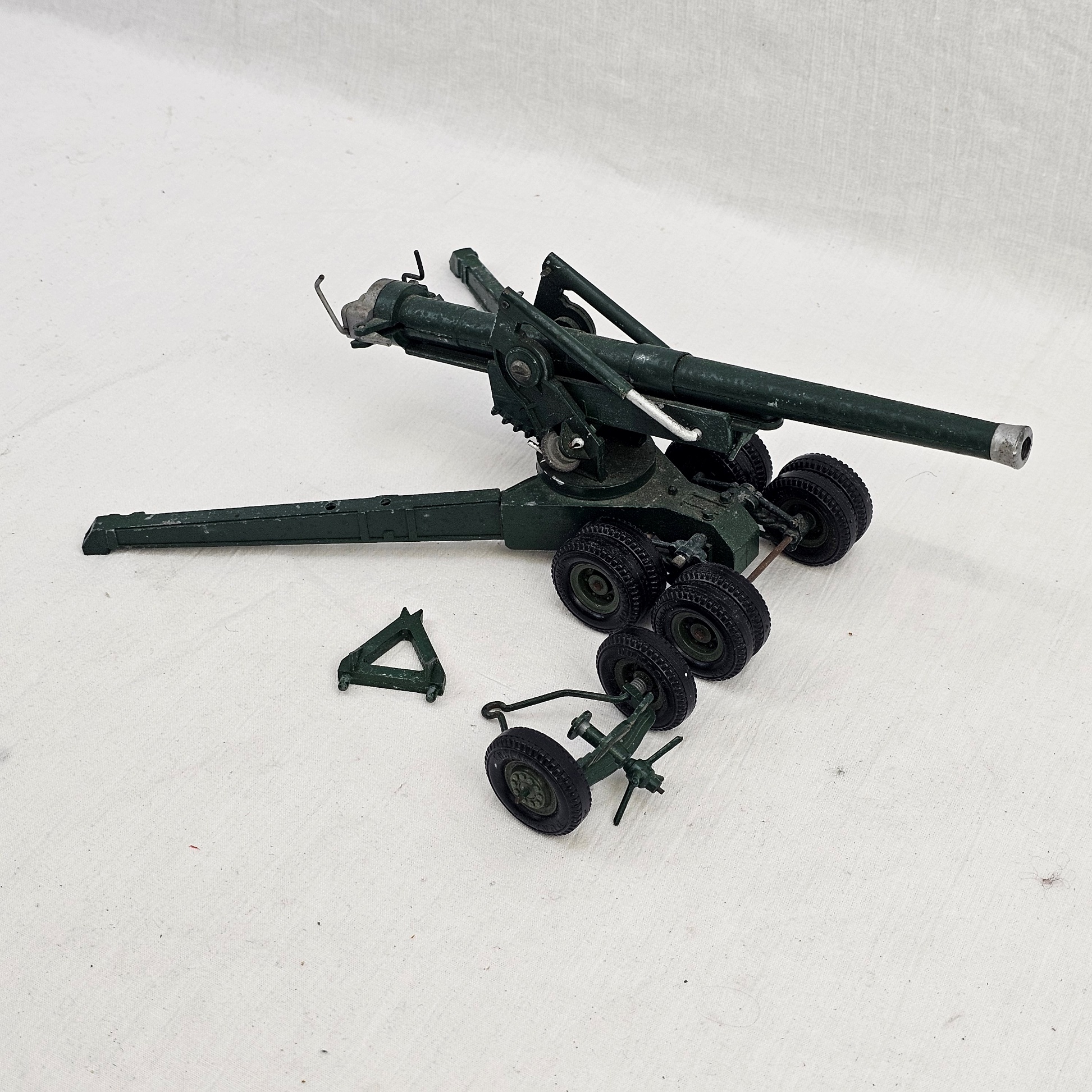 c1940 Britains 2064 Long Tom 155mm 132nd Scale Cannon 2