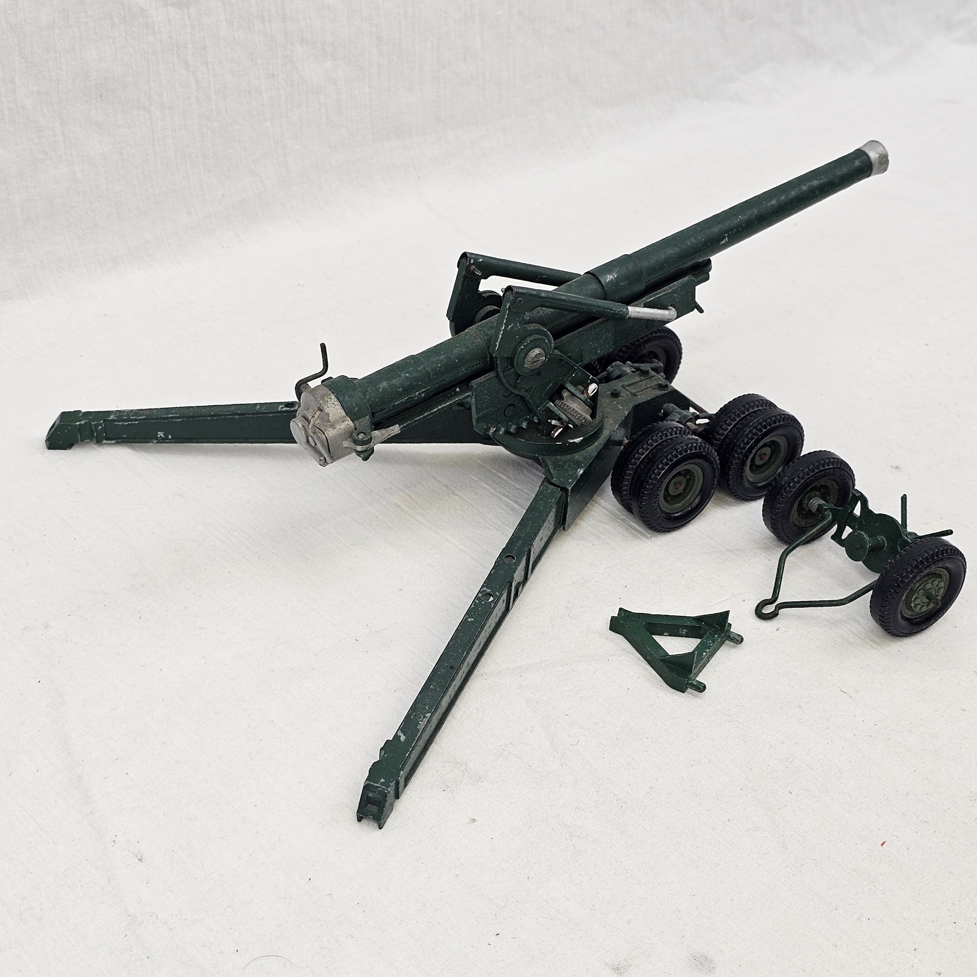 c1940 Britains 2064 Long Tom 155mm 132nd Scale Cannon 3