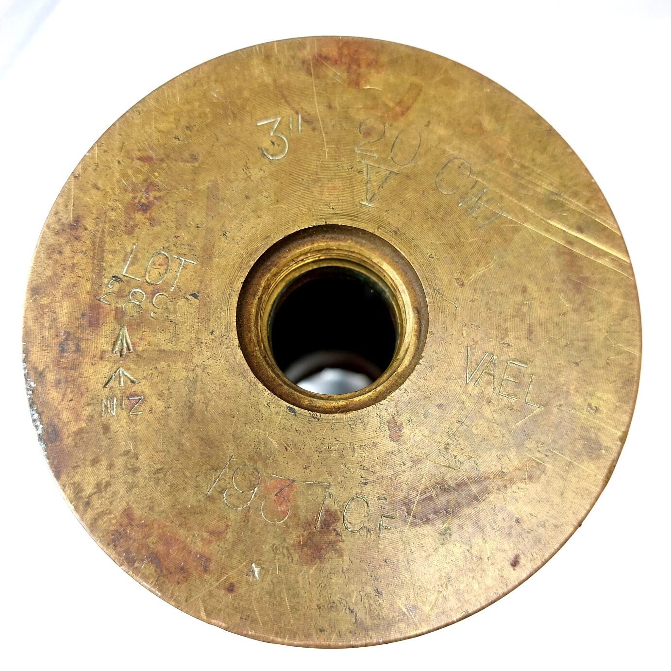British / Commonwealth, Dated 1937, 3-Inch 20 CWT Mk II Anti-Aircraft Shell Case Trench Art Vase, VAEL, New Zealand Broad Arrow Marked - Image 6