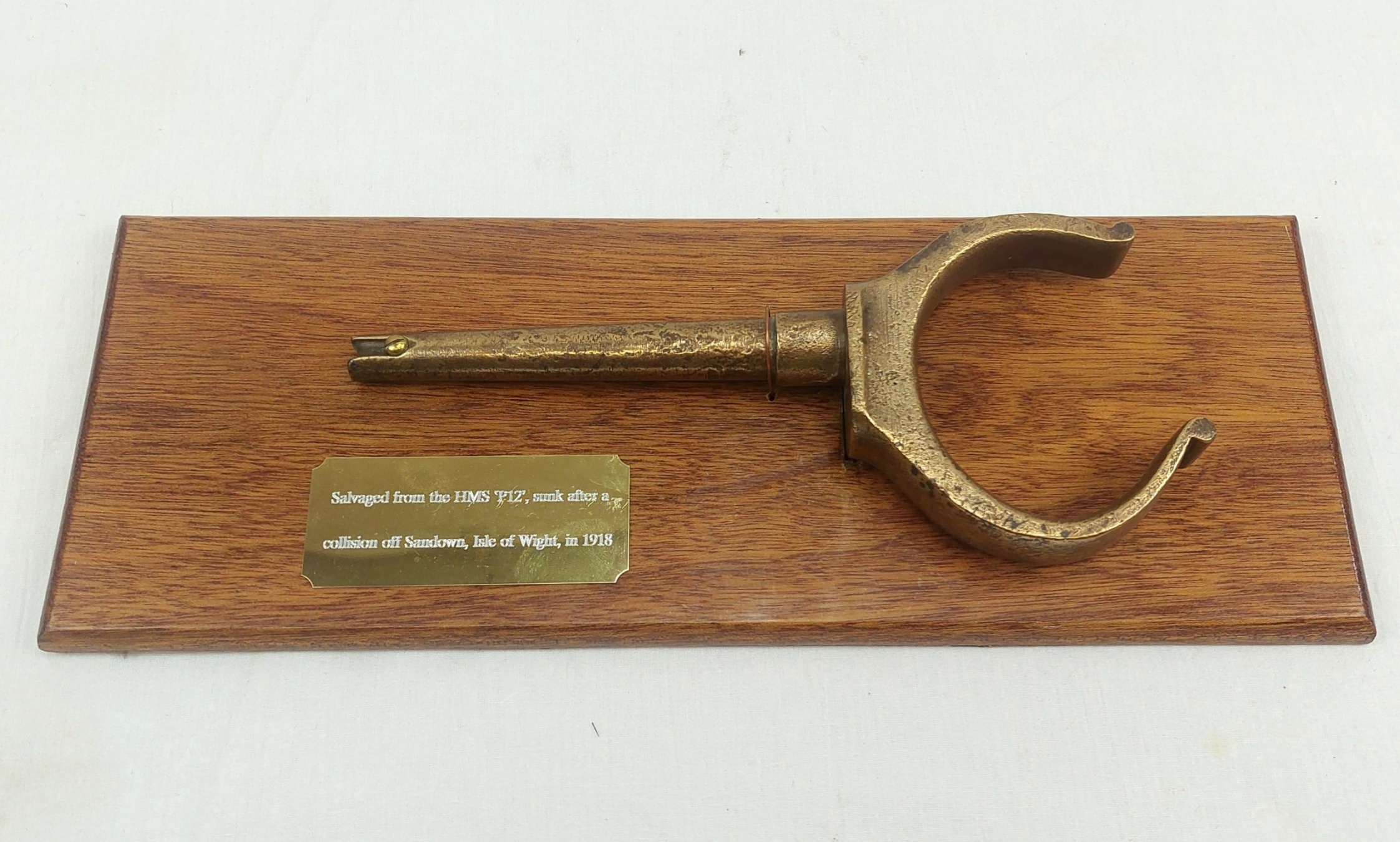 Bronze Oar Rowlock From Patrol Vessel HMS P12 With Certificate