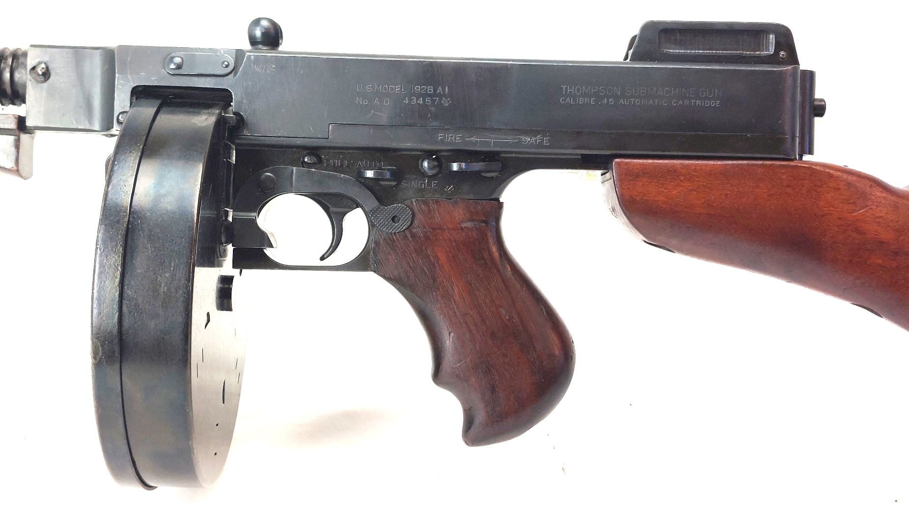 U.S., WW2-c.1941, Auto-Ordnance Model 1928A1 Thompson Submachine Gun, Serial No. A.O.43457, Lyman Sight, Finned Barrel & Cutts Compensator, 50-Round Drum, 20- and 30-Round Magazines & Spare Horizontal Foregrip, Pre-EU UK Deactivated - Image 22