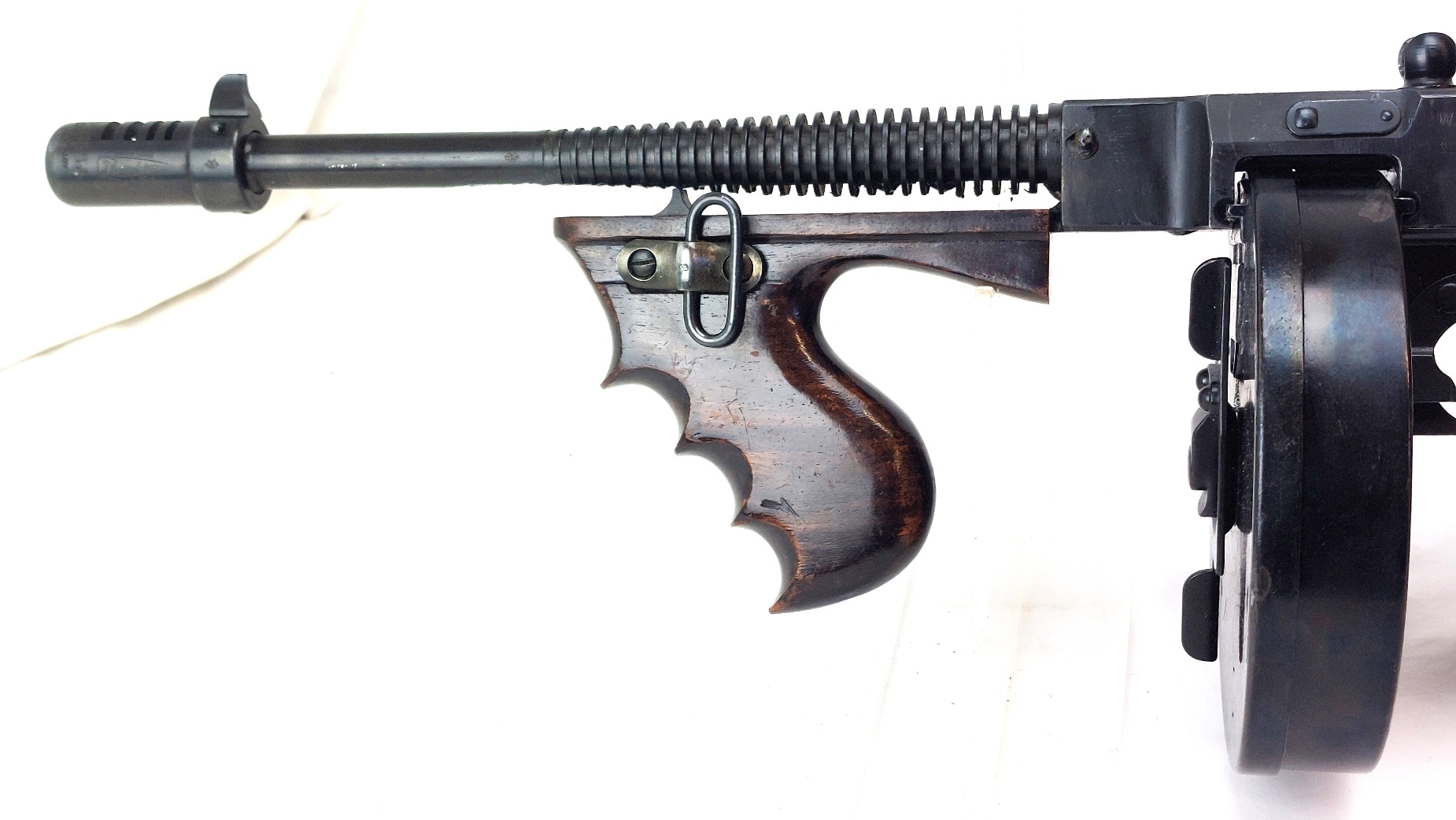 U.S., WW2-c.1941, Auto-Ordnance Model 1928A1 Thompson Submachine Gun, Serial No. A.O.43457, Lyman Sight, Finned Barrel & Cutts Compensator, 50-Round Drum, 20- and 30-Round Magazines & Spare Horizontal Foregrip, Pre-EU UK Deactivated - Image 23