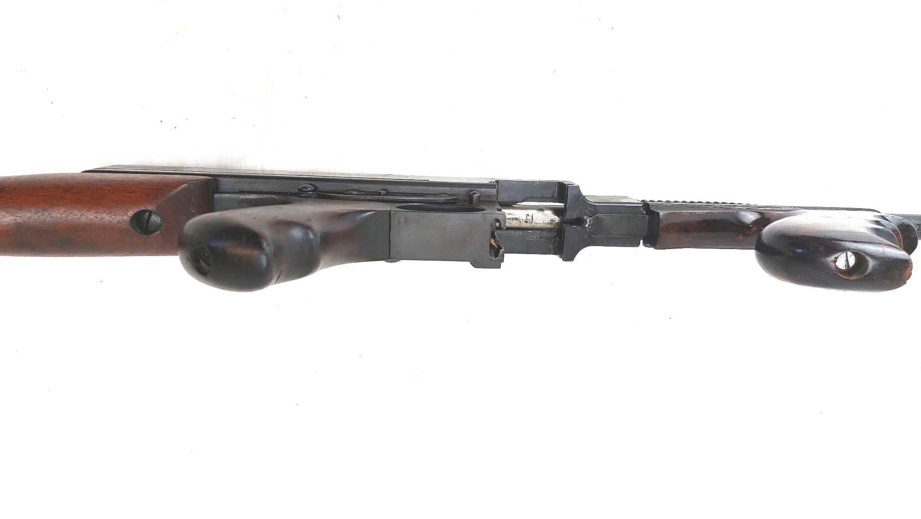 U.S., WW2-c.1941, Auto-Ordnance Model 1928A1 Thompson Submachine Gun, Serial No. A.O.43457, Lyman Sight, Finned Barrel & Cutts Compensator, 50-Round Drum, 20- and 30-Round Magazines & Spare Horizontal Foregrip, Pre-EU UK Deactivated - Image 30