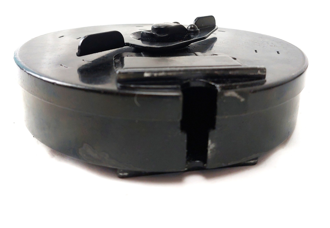U.S., WW2-c.1941, Auto-Ordnance Model 1928A1 Thompson Submachine Gun, Serial No. A.O.43457, Lyman Sight, Finned Barrel & Cutts Compensator, 50-Round Drum, 20- and 30-Round Magazines & Spare Horizontal Foregrip, Pre-EU UK Deactivated - Image 37