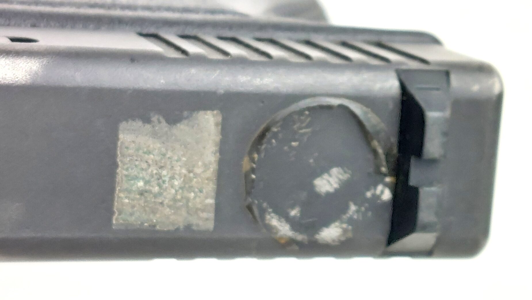 Austrian, c.1990, Glock 17 Gen 2 9mm Semi-Automatic Pistol with Factory Threaded Barrel, Sound Moderator & Original Glock Magazine, Serial No. NL14866, EU Deactivated - Image 13