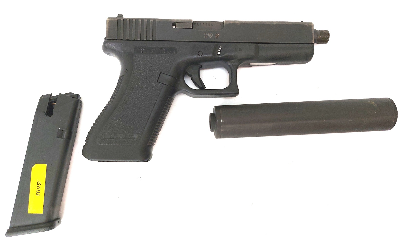 Austrian, c.1990, Glock 17 Gen 2 9mm Semi-Automatic Pistol with Factory Threaded Barrel, Sound Moderator & Original Glock Magazine, Serial No. NL14866, EU Deactivated - Image 18