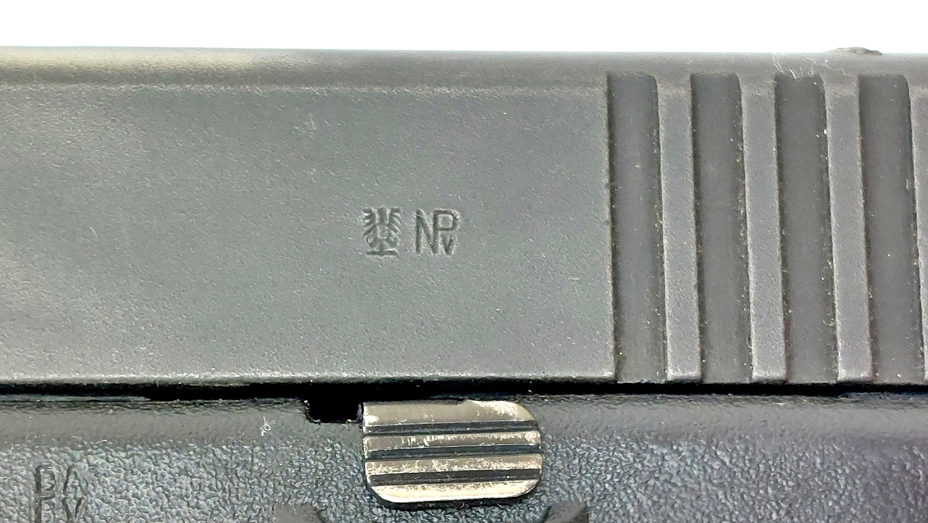 Austrian, c.1990, Glock 17 Gen 2 9mm Semi-Automatic Pistol with Factory Threaded Barrel, Sound Moderator & Original Glock Magazine, Serial No. NL14866, EU Deactivated - Image 8