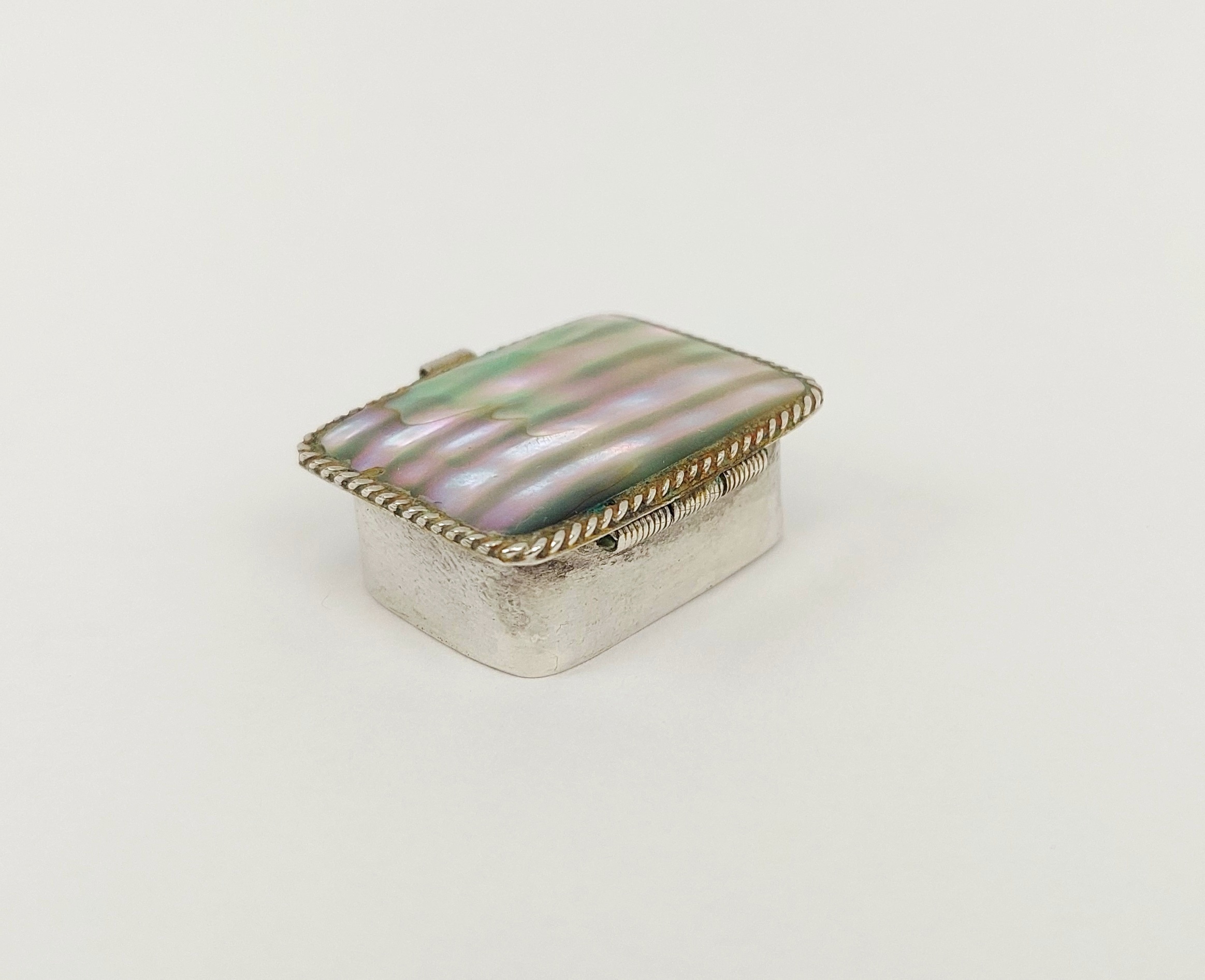 Sterling Silver And Mother of Pearl Pill Box - Image 4