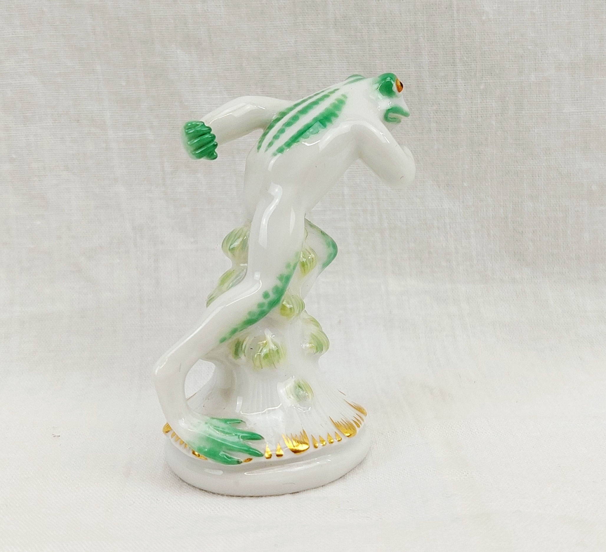 c1955 Meissen Porcelain Green Frog Bishop Chess Piece by Alexander Struck - Image 3