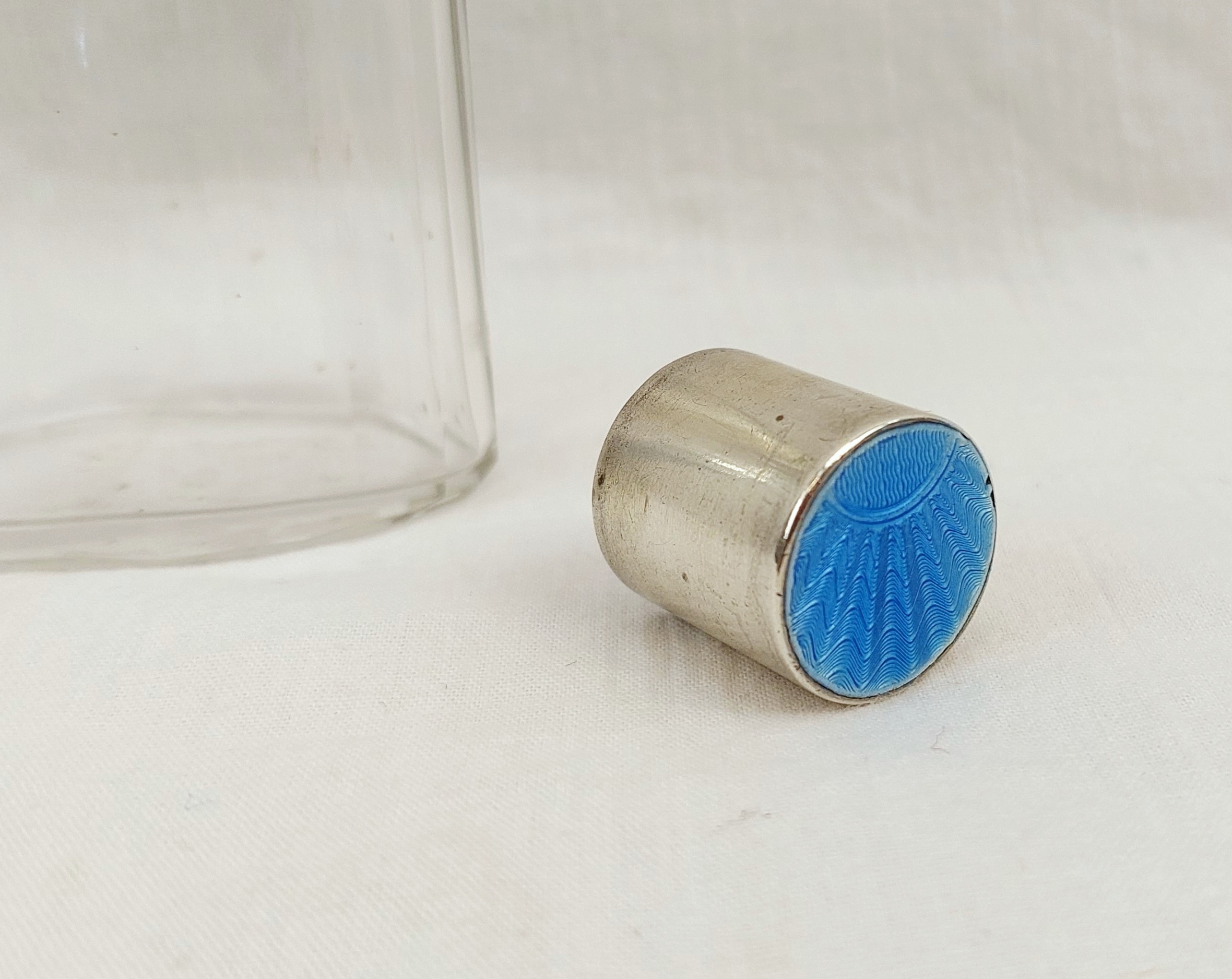 Art Deco Cut Glass Perfume Bottle with White Metal and Guilloche Enamel Stopper - Image 7