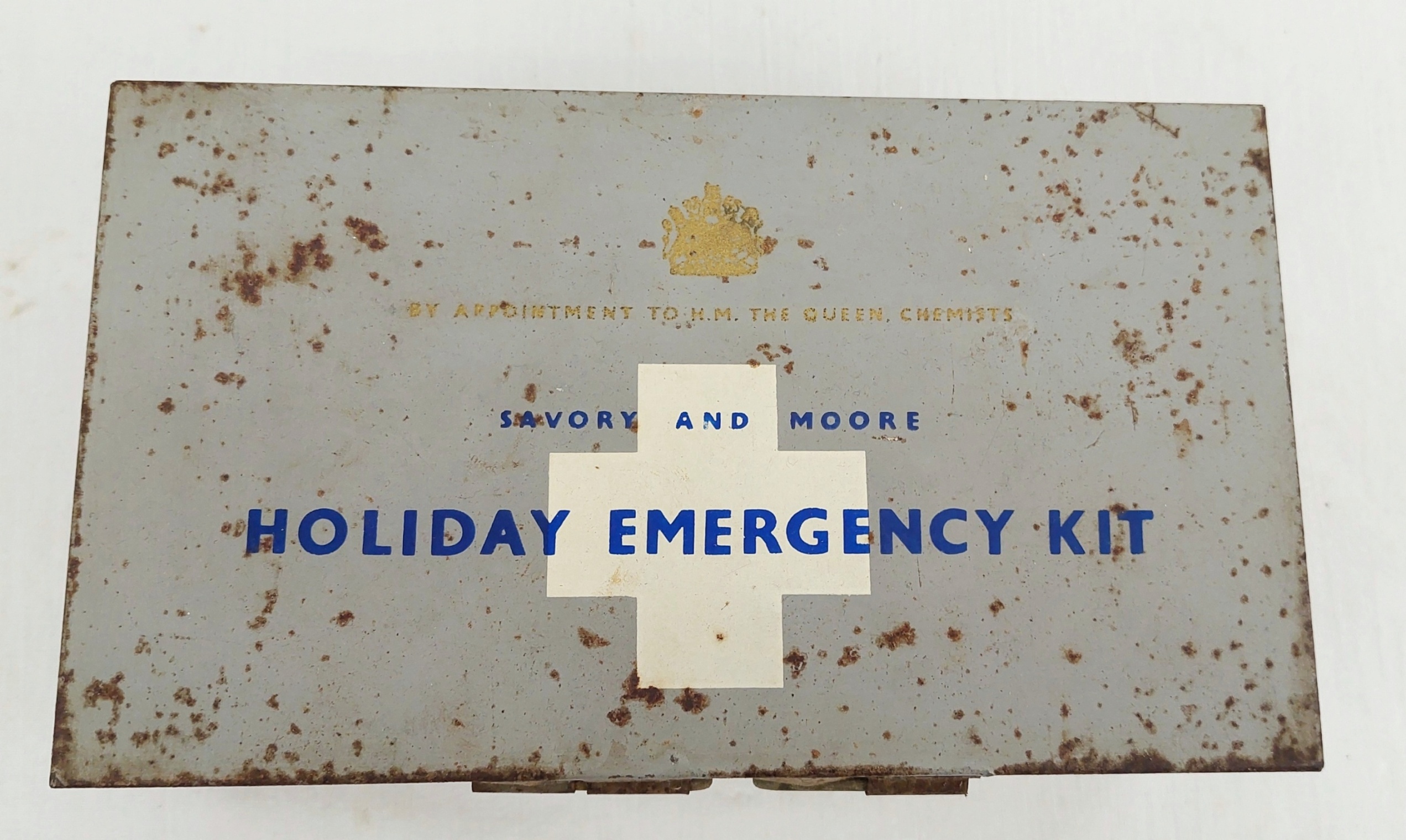 1950’s Savory and Moore Holiday Emergency Kit - Image 2