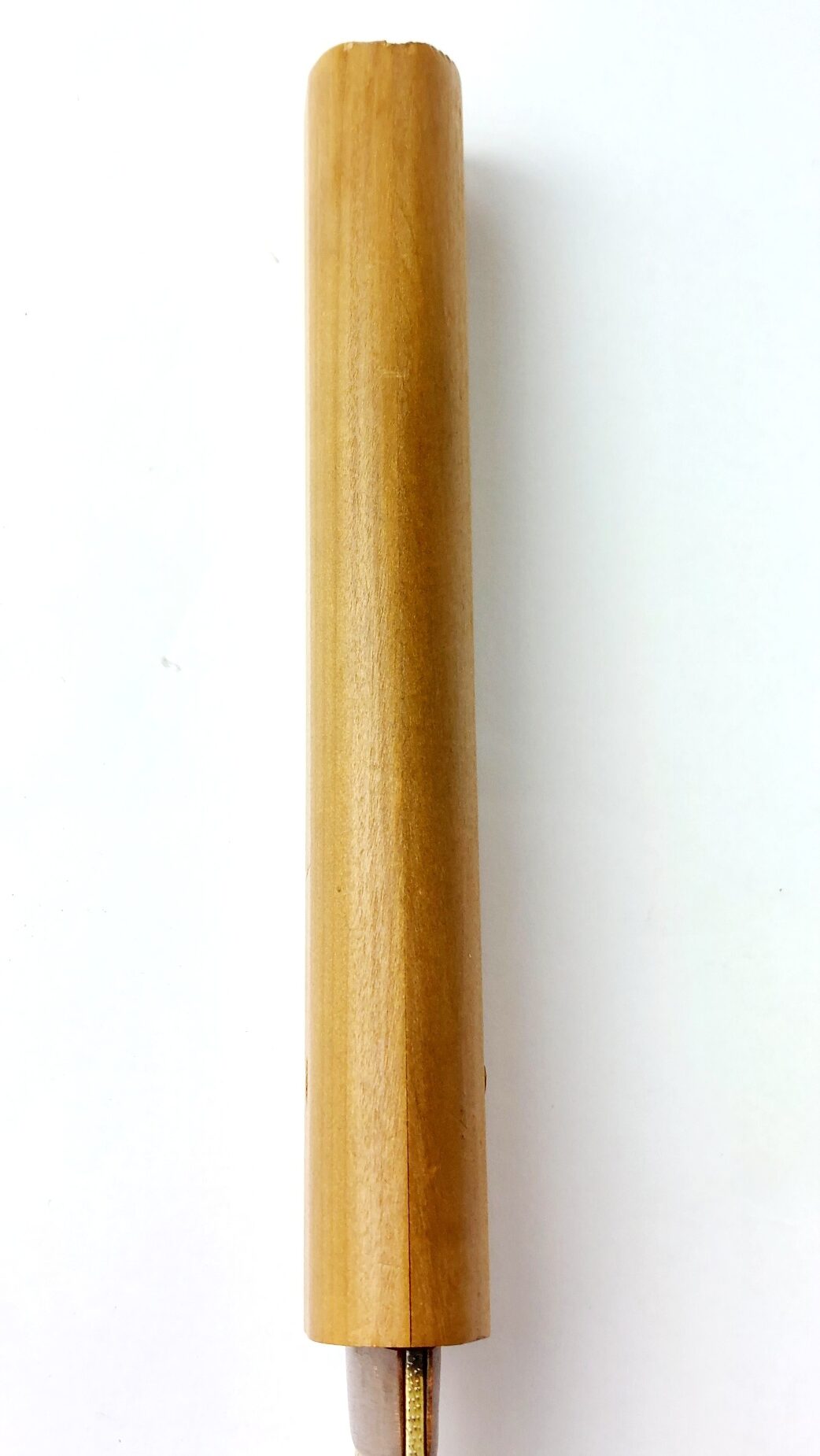 Japanese, Edo Period or Earlier, Wakizashi with Unsigned (Mumei) Blade in Shirasaya, Bearing Attribution to "Nōshū Seki Magoroku Kanemoto" - Image 10