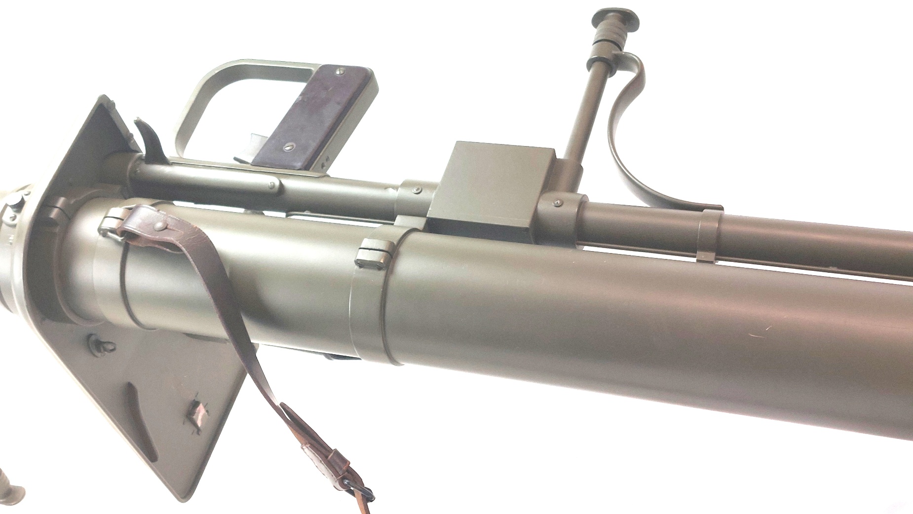 US, Cold War Era, M20 "Super Bazooka" 3.5-Inch Rocket Launcher, Matching Serial No. 2619, Mod.58 Optical Sight, Bipod & Sling, Old Spec UK Deactivated - Image 3