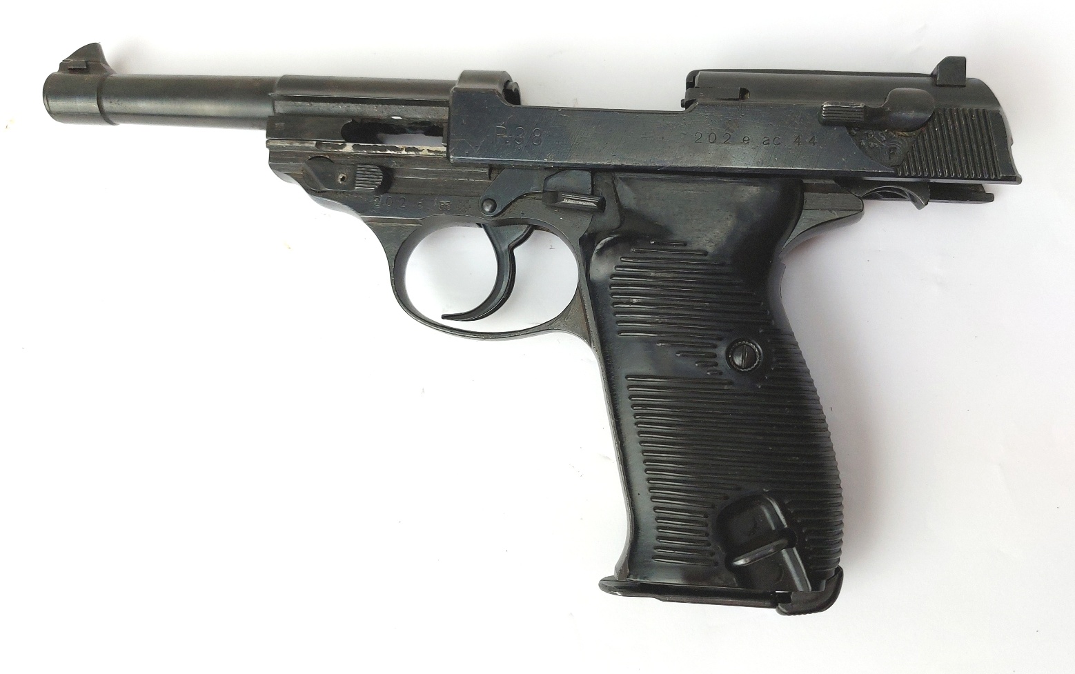 German, WW2-c.May 1944, Walther P38 Semi-Automatic Pistol, AC44, Matching Nos 202e, WaA359, EU/UK Deactivated - Image 2